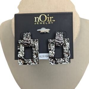 nOir Chunky Silver Hammered Square Drop Earrings
